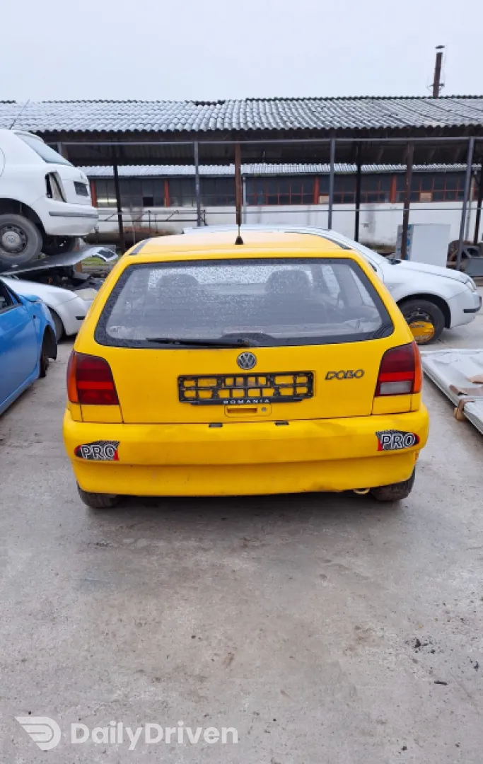 Dezmembram Volkswagen VW Polo 3 6N [1994 - 2001] Hatchback 3-usi 1.9 D MT (64 hp)