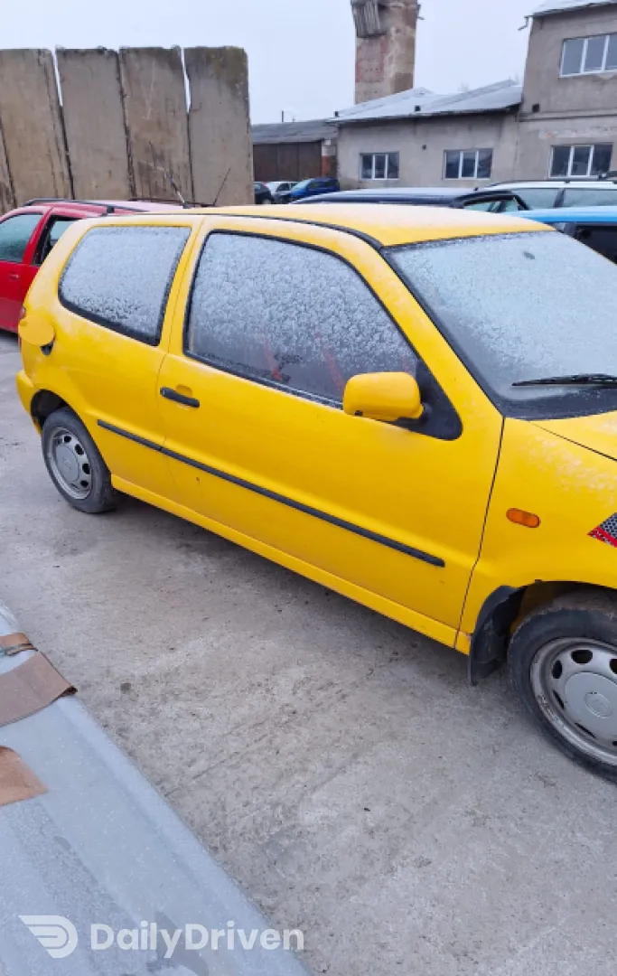 Dezmembram Volkswagen VW Polo 3 6N [1994 - 2001] Hatchback 3-usi 1.9 D MT (64 hp)