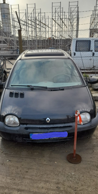 Dezmembram Renault Twingo  [2th facelift] [2000 - 2004] Hatchback 1.2 MT (60 hp)