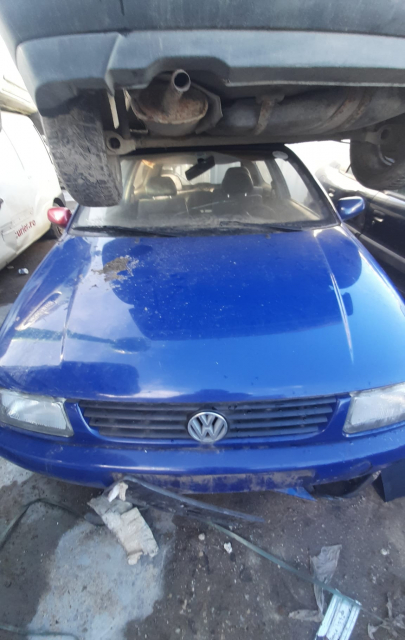 Dezmembram Volkswagen VW Polo 3 6N [1994 - 2001] Hatchback 3-usi 1.0 MT (45 hp)