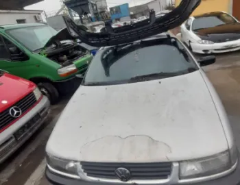 Dezmembram Volkswagen VW Passat B4 [1993 - 1997] wagon 1.9 TD MT (75 hp)