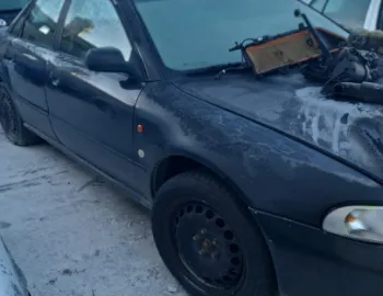 Dezmembram Audi A4 B5 [1994 - 1999] Sedan 1.8 MT (125 hp)