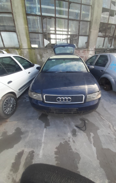 Dezmembram Audi A4 B6 [2000 - 2005] Avant wagon 5-usi 1.9 TDI MT (100 hp)