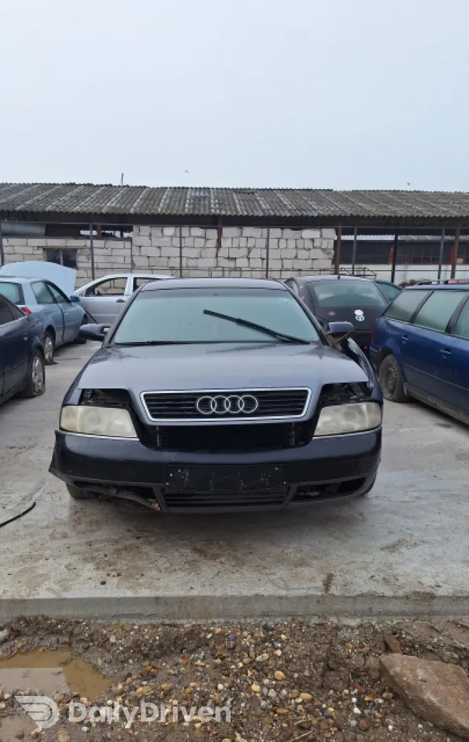 Dezmembram Audi A4 B6 [2000 - 2005] Sedan 2.0 MT (130 hp)