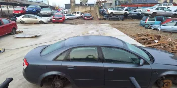 Dezmembram Audi A4 B6 [2000 - 2005] Sedan 2.5 TDI MT quattro (180 hp)