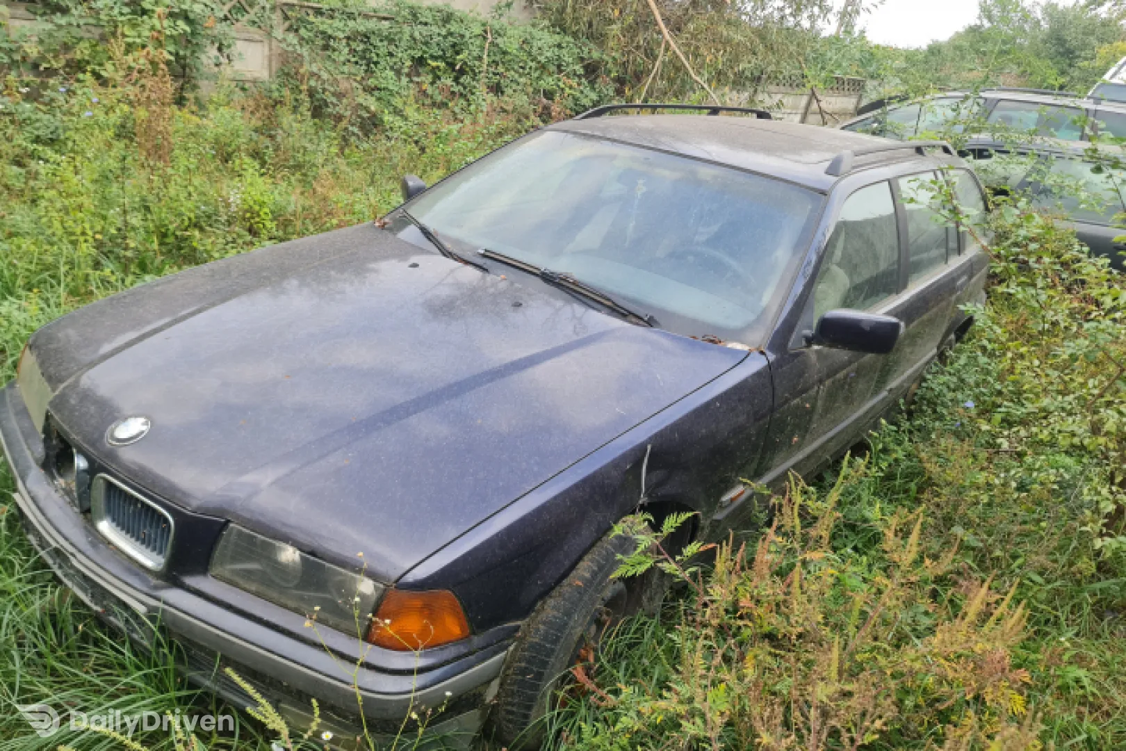 Dezmembram BMW Seria 3 E36 [1990 - 2000] Touring wagon 318tds MT (90 hp)