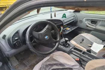 Dezmembram BMW Seria 3 E36 [1990 - 2000] Touring wagon 318tds MT (90 hp)