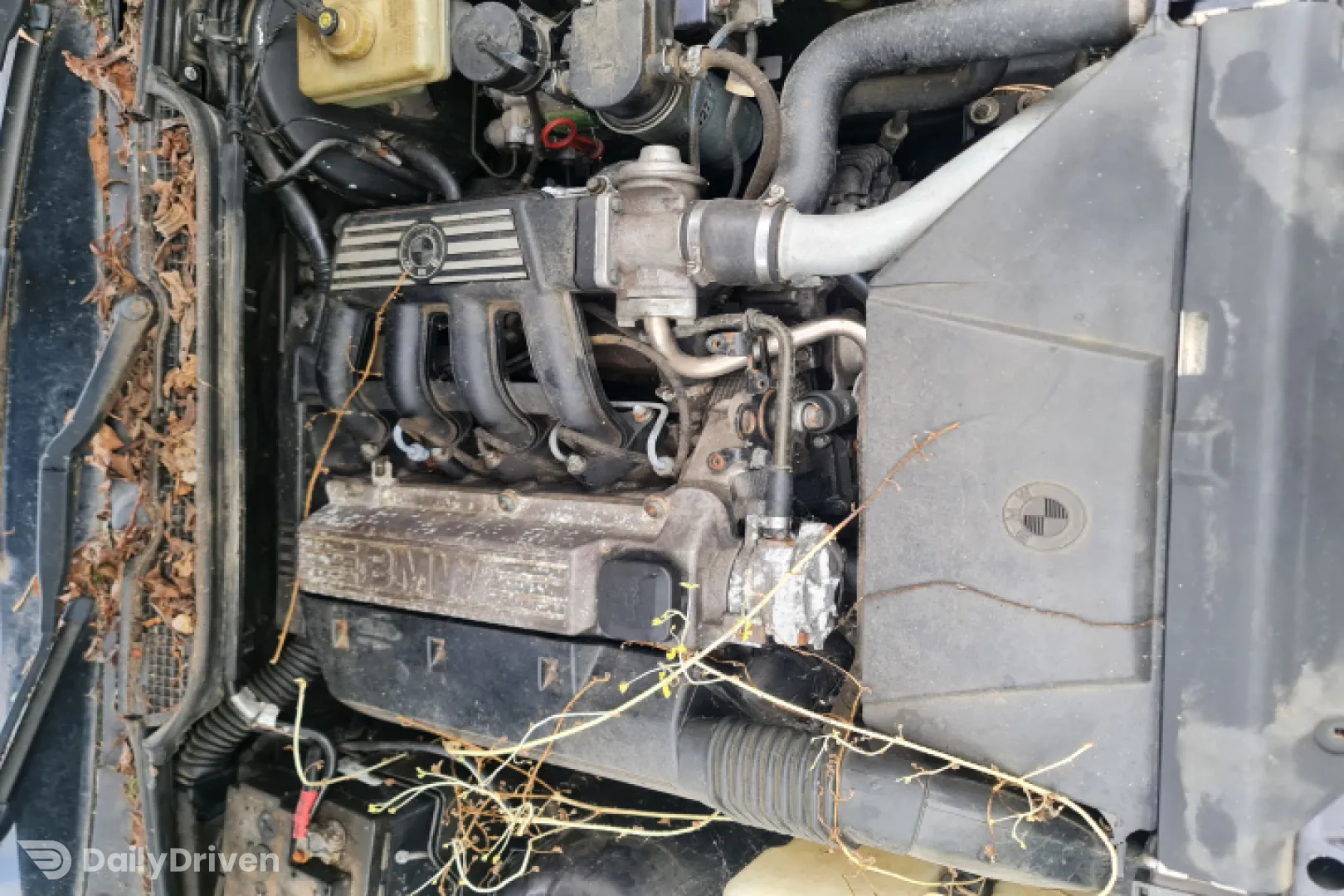Dezmembram BMW Seria 3 E36 [1990 - 2000] Touring wagon 318tds MT (90 hp)