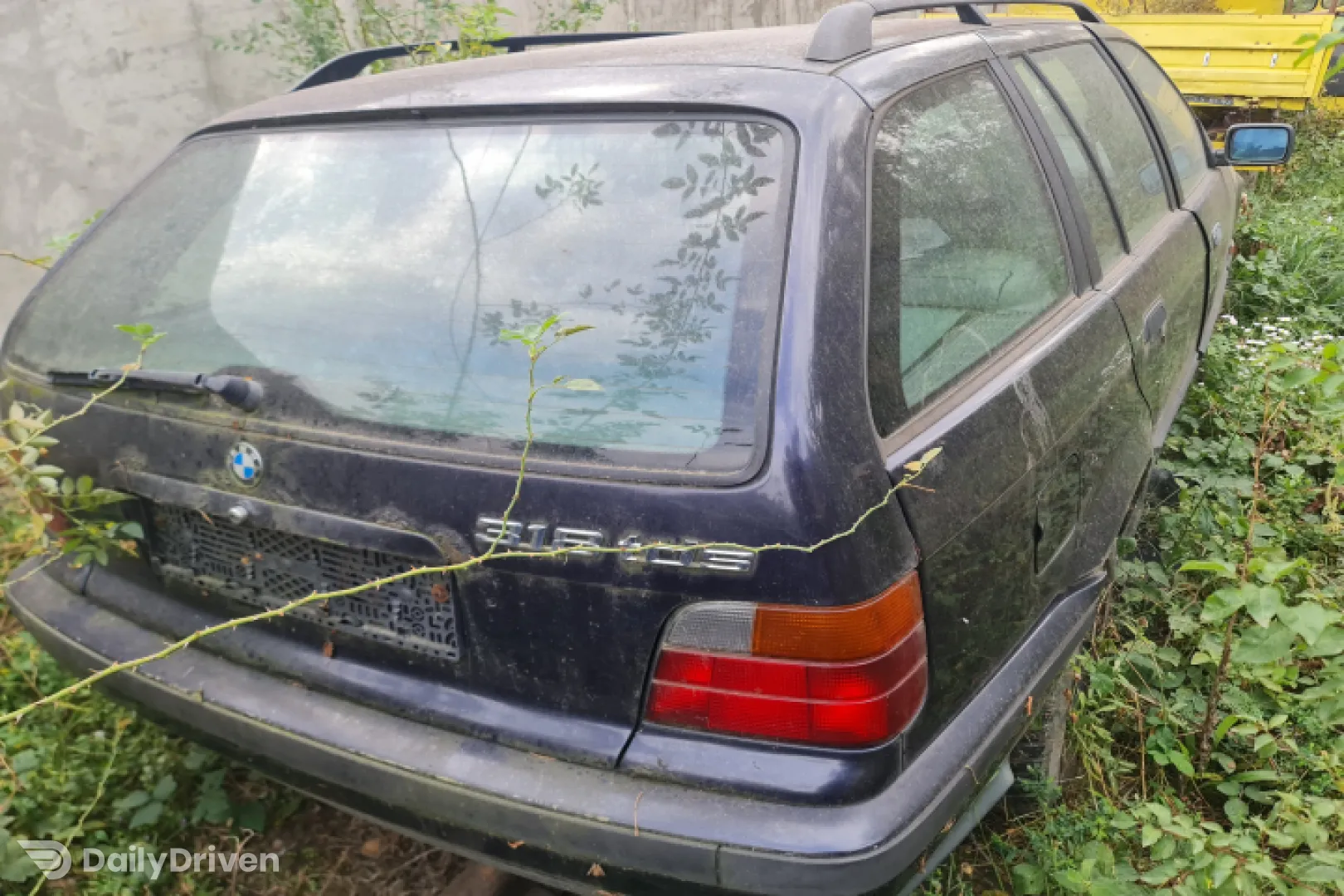 Dezmembram BMW Seria 3 E36 [1990 - 2000] Touring wagon 318tds MT (90 hp)