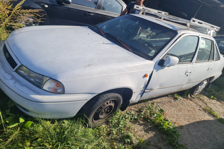 Dezmembram Daewoo Cielo  [1994 - 2002] Sedan 4-usi 1.5 AT (90 hp) Automatic transmission