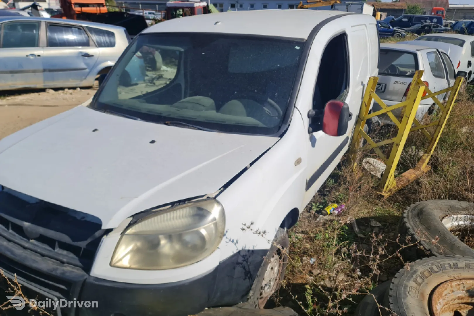 Dezmembram Fiat Doblo  [2001 - 2005] Minivan 1.3 TD MT (69 hp)