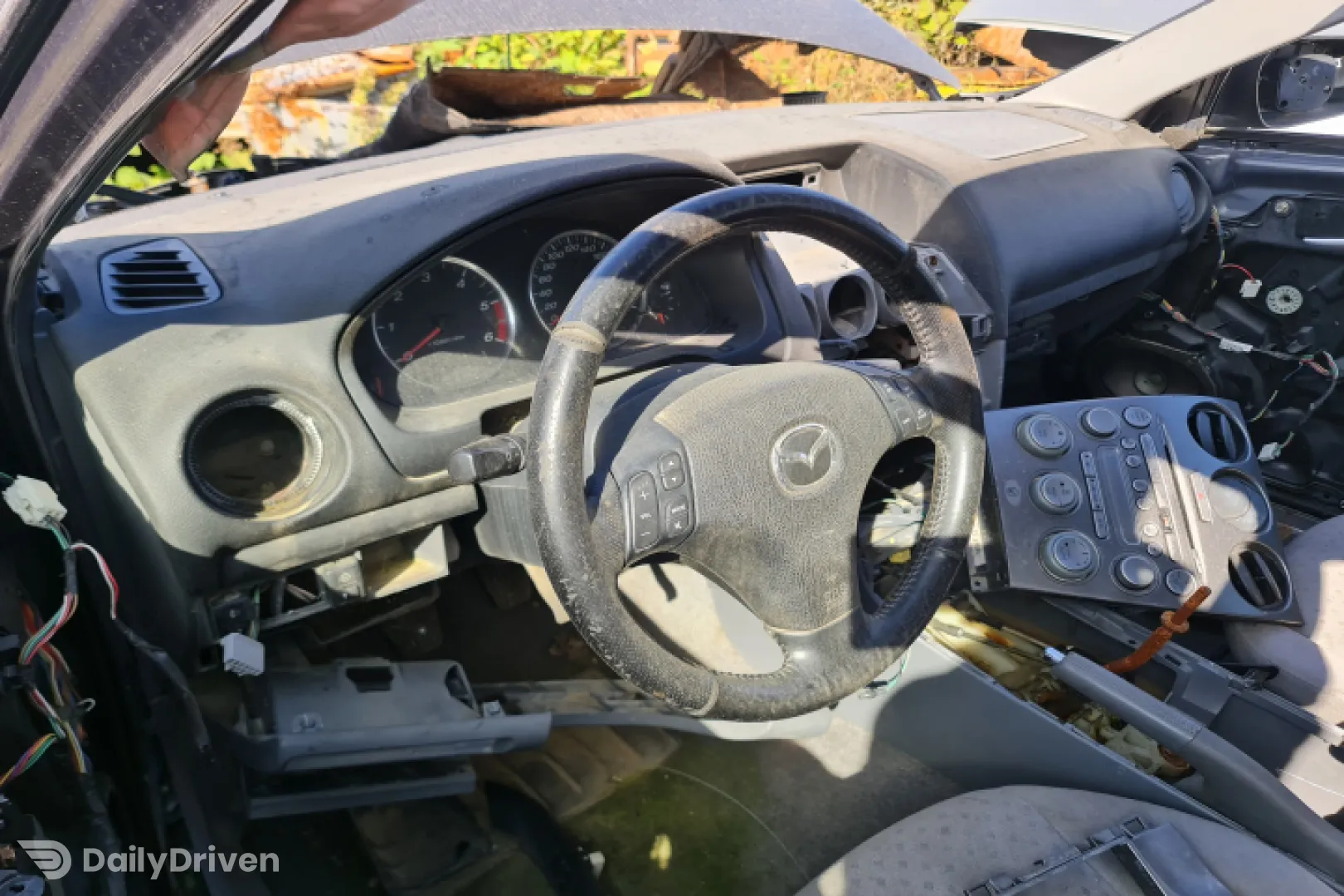 Dezmembram Mazda 6 GG [2002 - 2005] Liftback 2.0 MT (141 hp)