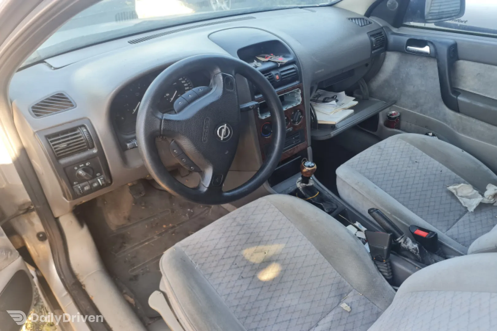 Dezmembram Opel Astra G [1998 - 2009] Hatchback 5-usi 1.6 MT (101 hp)
