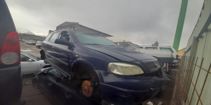 Dezmembram Opel Astra G [1998 - 2009] wagon 5-usi 1.7 DTi MT (75 hp)