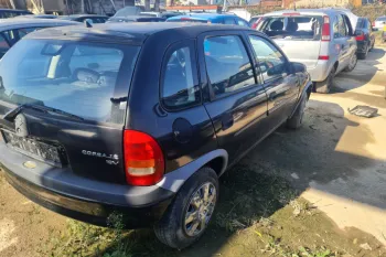 Dezmembram Opel Corsa B [1993 - 2000] Hatchback 5-usi 1.2i MT (45 hp)