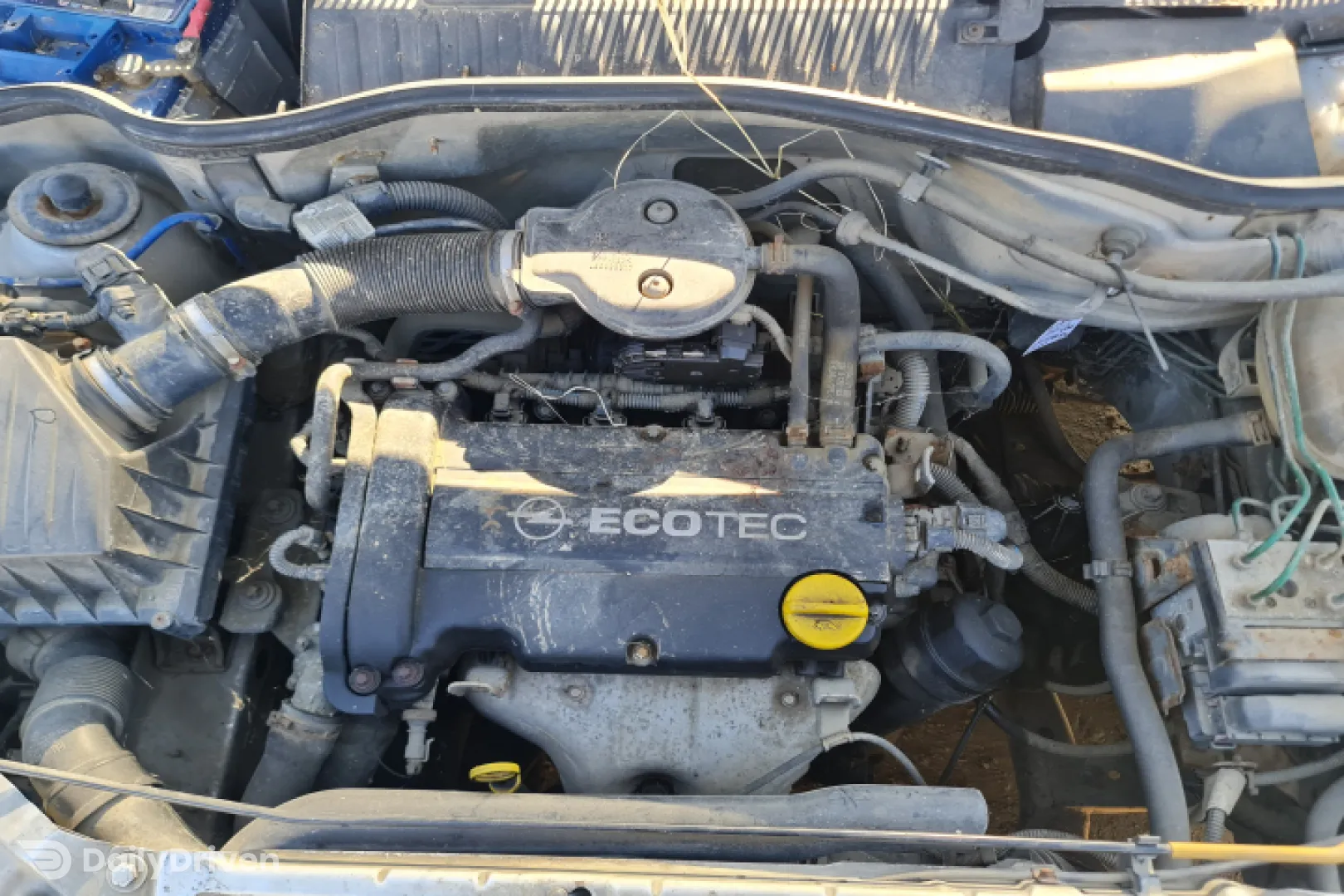 Dezmembram Opel Corsa C [2000 - 2003] Hatchback 3-usi 1.2 MT (75 hp)
