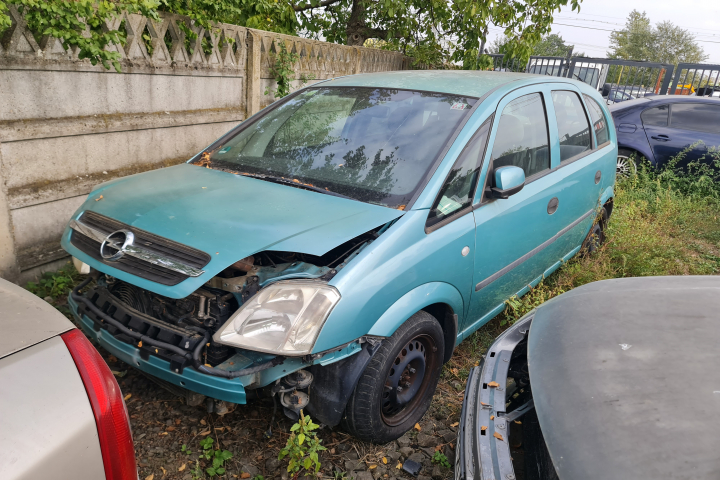 Dezmembram Opel Meriva  [2002 - 2006] Minivan 1.7 CDTI MT (100 hp)