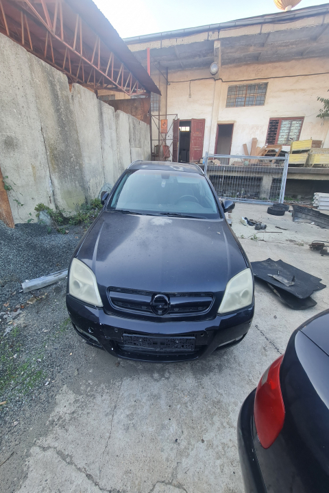 Dezmembram Opel Signum C [2003 - 2005] Hatchback 2.2 DTI MT (125 hp)