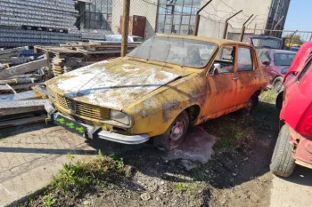 Dezmembram Dacia 1300