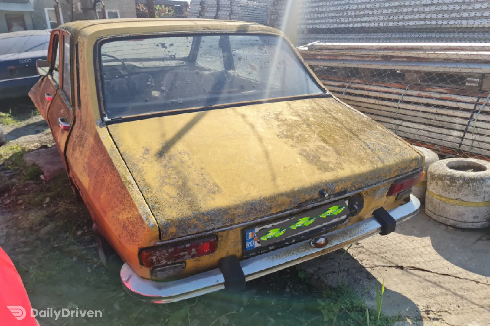 Dezmembram Dacia 1300