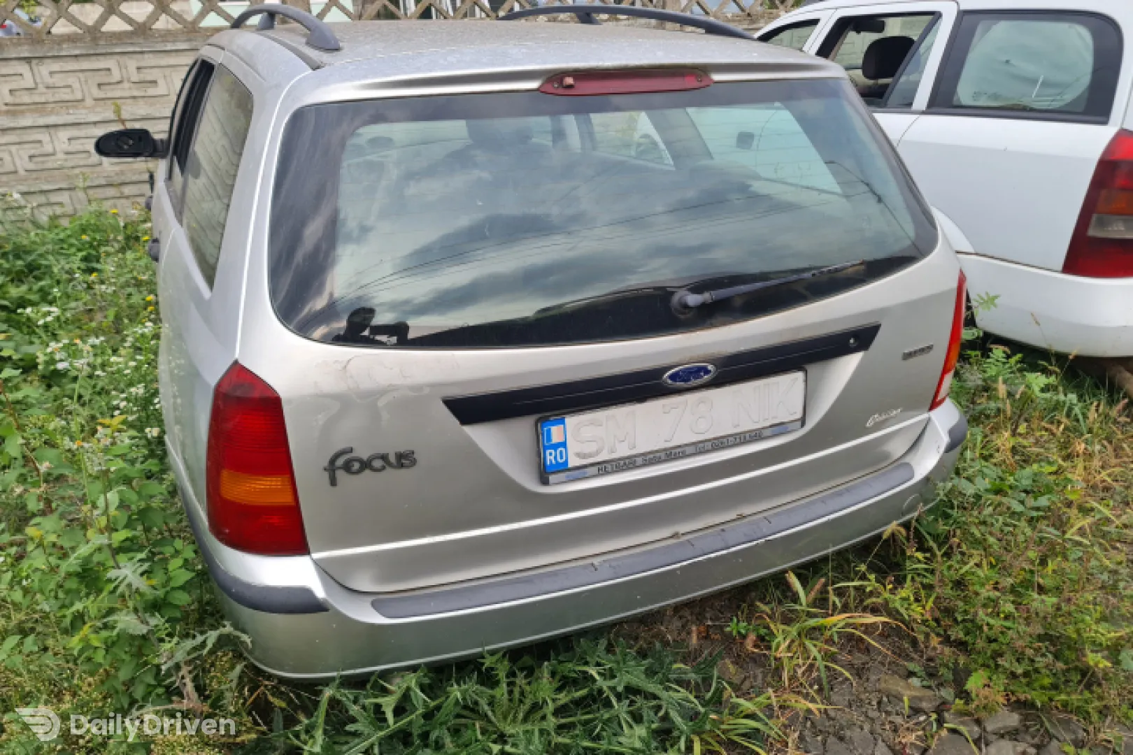 Dezmembram Ford Focus  [1998 - 2004] wagon 5-usi 1.8 Tddi MT (90 hp)