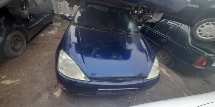 Dezmembram Ford Focus  [1998 - 2004] wagon 5-usi 1.8 Tddi MT (90 hp)