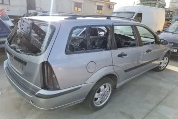 Dezmembram Ford Focus  [facelift] [2001 - 2007] wagon 5-usi 1.6 MT (101 hp)