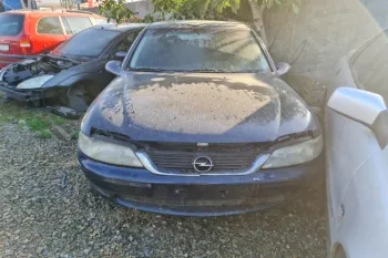 Dezmembram Opel Vectra B [facelift] [1999 - 2002] Sedan 4-usi 2.0 DTI MT (101 hp)