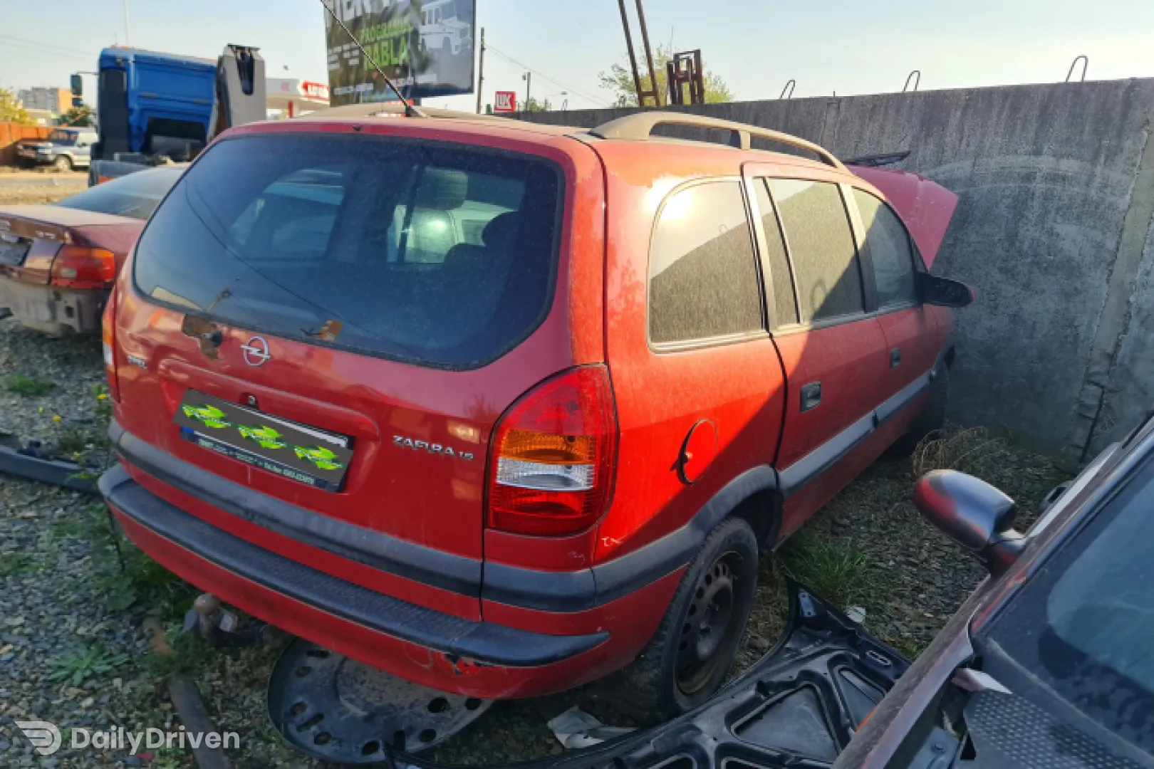 Dezmembram Opel Zafira A [1999 - 2003] Minivan 5-usi 1.6 MT (101 hp)