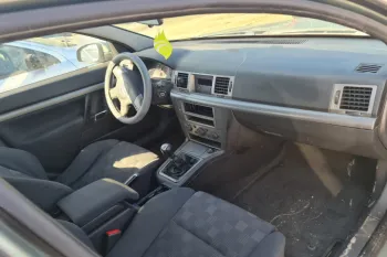 Dezmembram Opel Vectra C [2002 - 2005] Sedan 4-usi 1.6 MT (105 hp)
