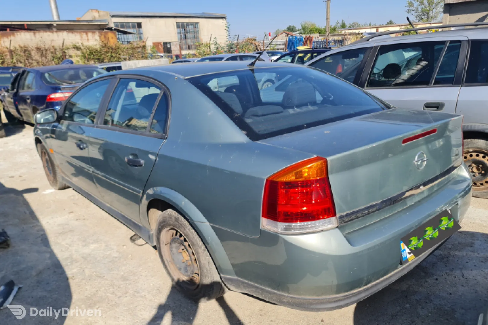 Dezmembram Opel Vectra C [2002 - 2005] Sedan 4-usi 1.6 MT (105 hp)
