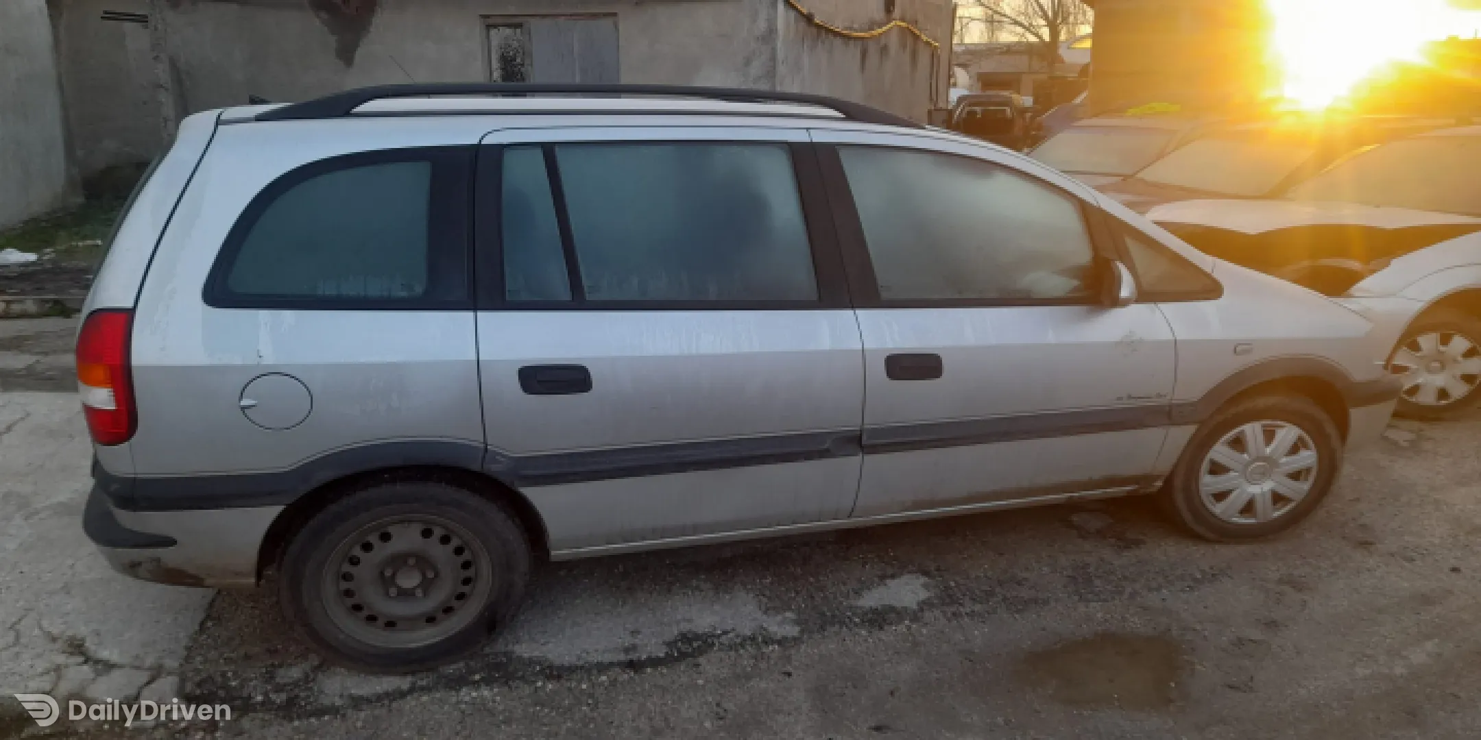 Dezmembram Opel Zafira A [1999 - 2003] Minivan 5-usi 1.6 MT (101 hp)