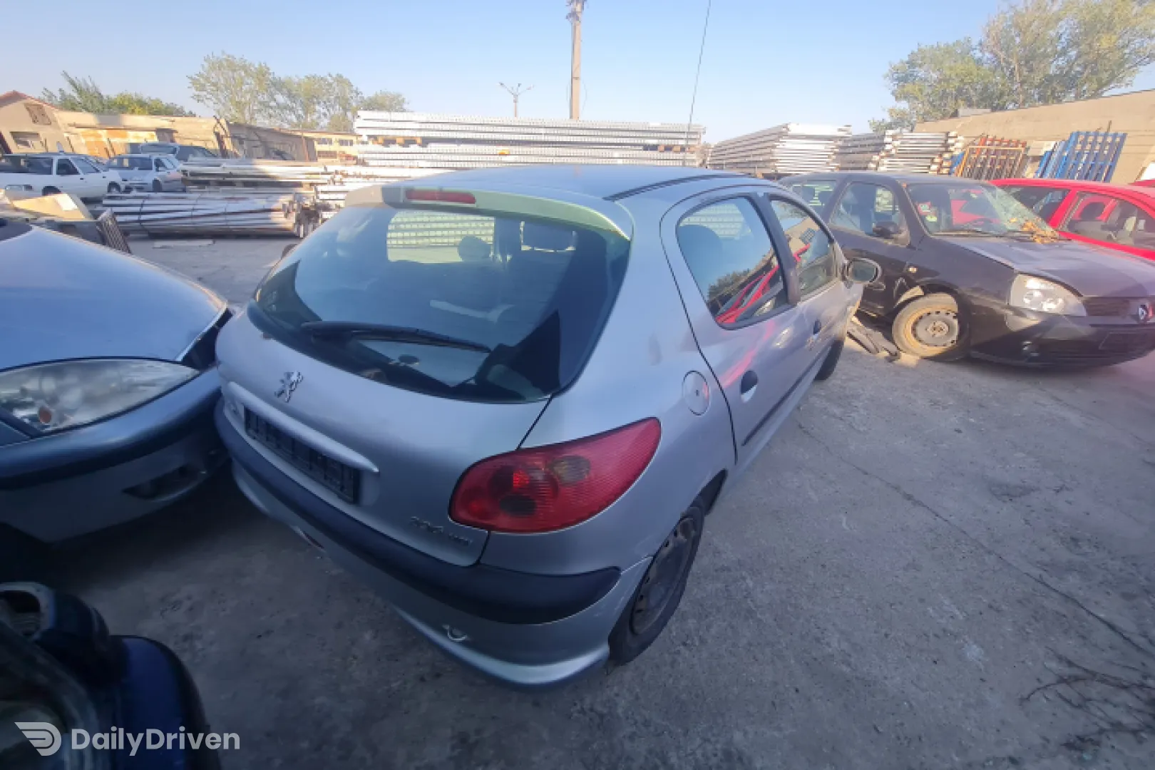 Dezmembram Peugeot 206  [1998 - 2003] Hatchback 5-usi 1.4 HDI MT (68 hp)