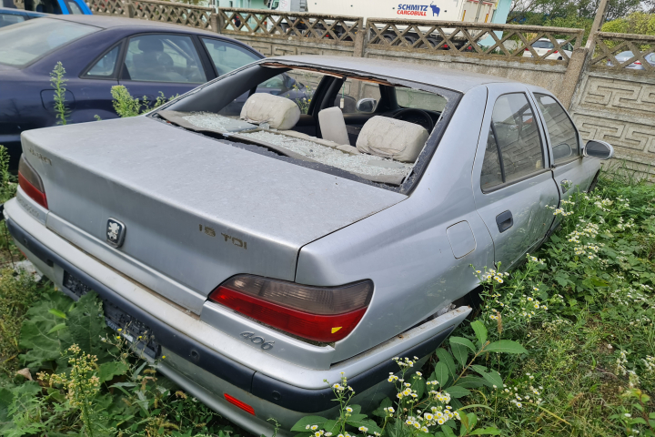 Dezmembram Peugeot 406  [1995 - 1999] Sedan 1.9 TD MT (90 hp)