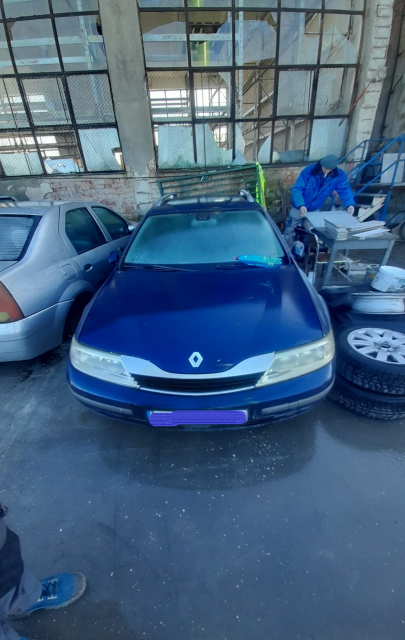 Dezmembram Renault Laguna 2 [2001 - 2005] Grandtour wagon 1.8 MT (123 hp)