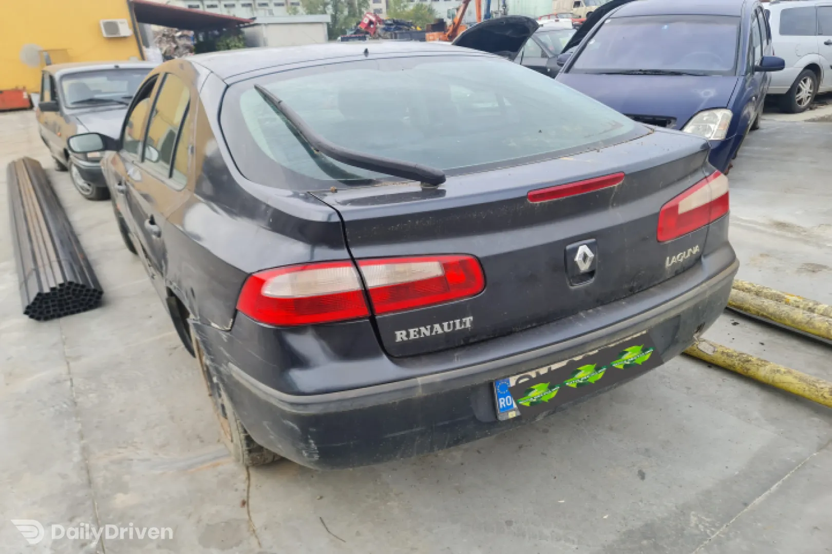 Dezmembram Renault Laguna 2 [2001 - 2005] Liftback 1.6 MT (110 hp)