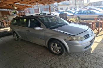 Dezmembram Renault Megane 2 [2002 - 2006] wagon 1.6 MT (113 hp)