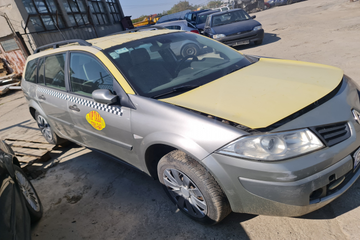 Dezmembram Renault Megane 2 [facelift] [2006 - 2012] wagon 1.5 dCi MT (106 hp) TEC66