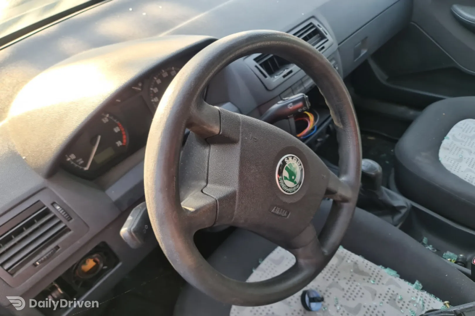 Dezmembram Skoda Fabia 6Y [facelift] [2004 - 2007] Combi wagon 1.4 MT (75 hp)