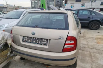 Dezmembram Skoda Fabia 6Y [facelift] [2004 - 2007] Hatchback 5-usi 1.2 MT (64 hp)