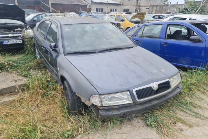 Dezmembram Skoda Octavia  [facelift] [2000 - 2010] Liftback 5-usi 1.9 TDI MT (110 hp)