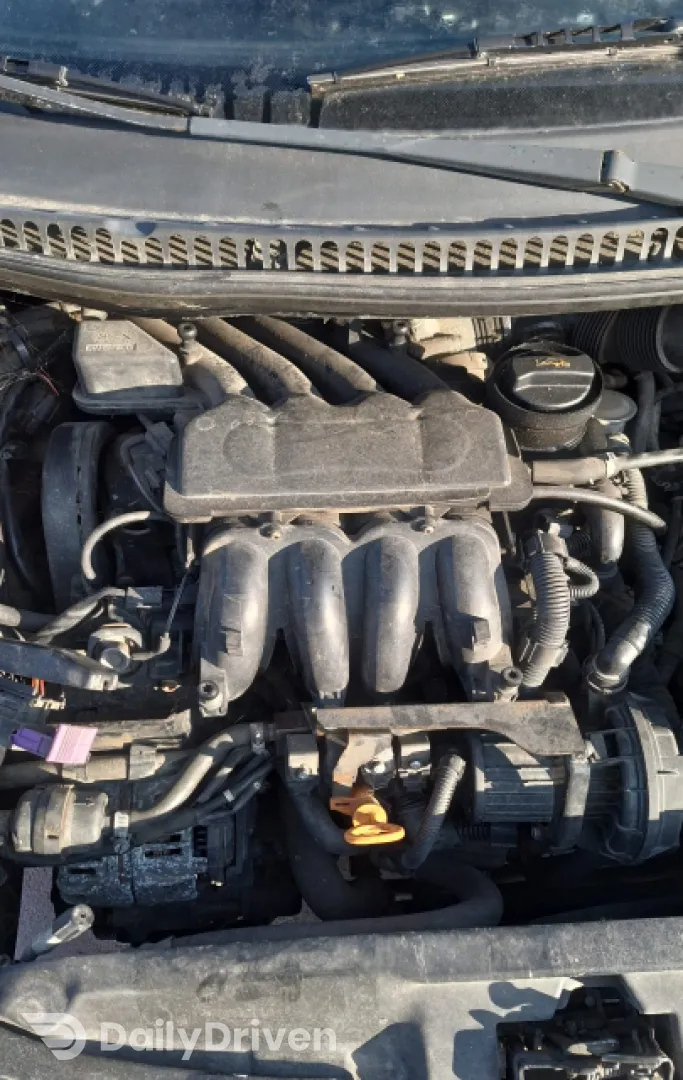 Dezmembram Volkswagen VW Beetle 2 [1998 - 2005] Hatchback 3-usi 1.6 MT (102 hp)