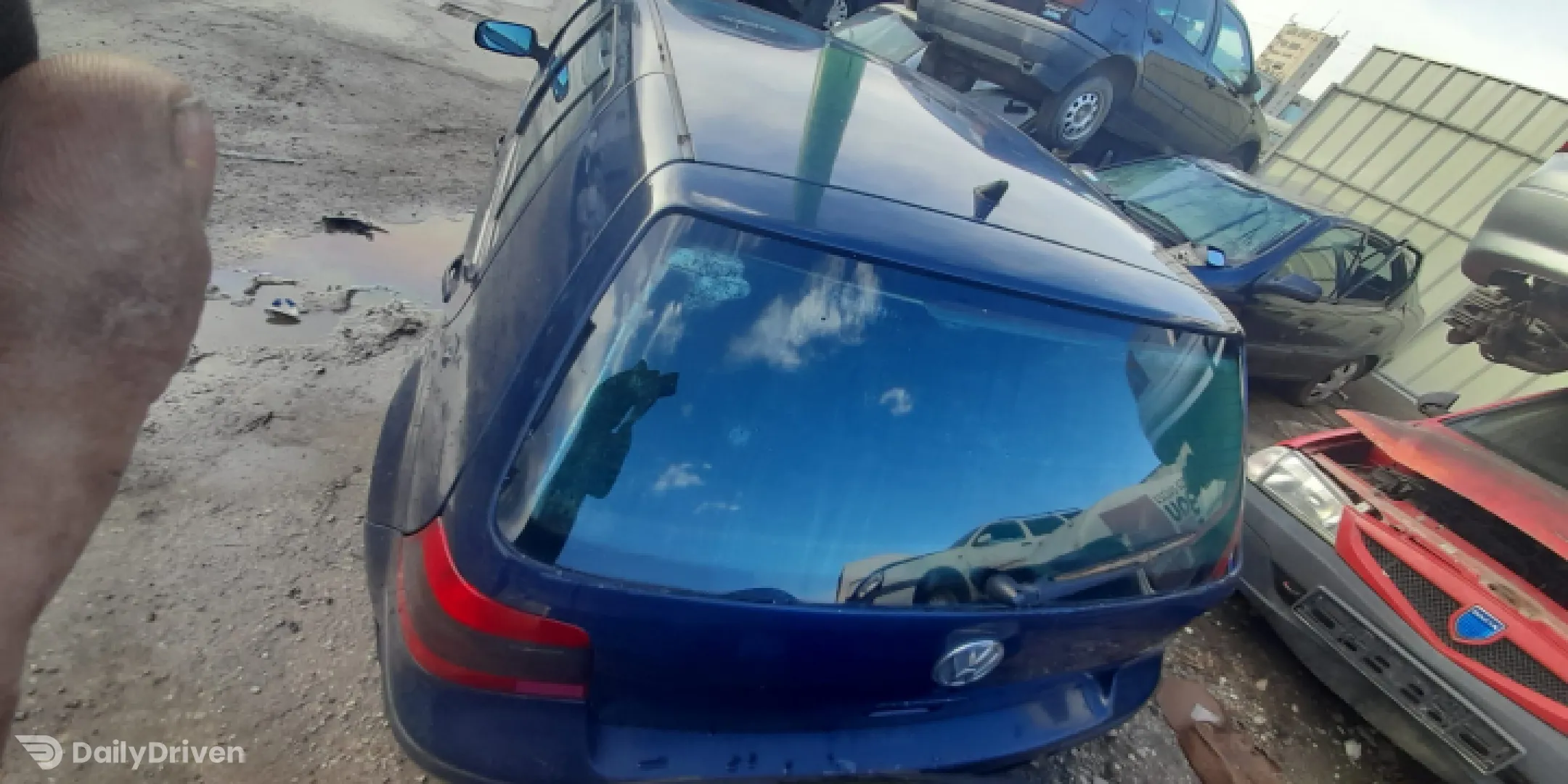 Dezmembram Volkswagen VW Golf 4 [1997 - 2006] Hatchback 5-usi 1.4 MT (75 hp)