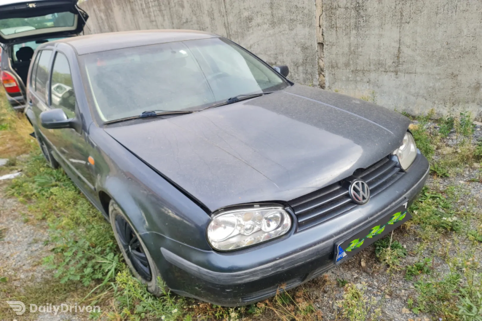 Dezmembram Volkswagen VW Golf 4 [1997 - 2006] Hatchback 5-usi 1.6 MT (100 hp)