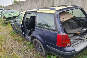 Dezmembram Volkswagen VW Golf 4 [1997 - 2006] wagon 1.9 SDI MT (68 hp)