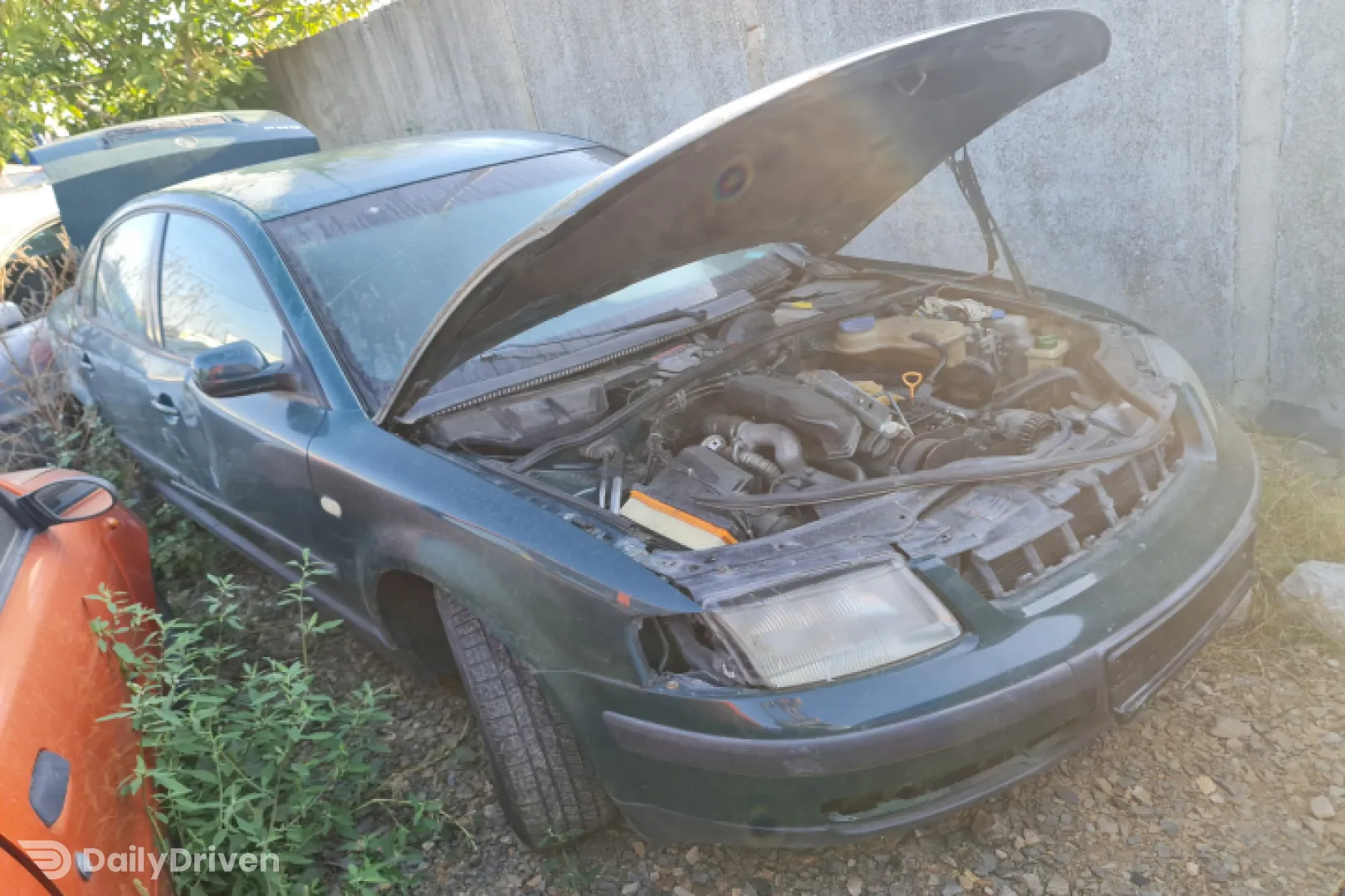 Dezmembram Volkswagen VW Passat B5 [1996 - 2000] Sedan 4-usi 1.9 TDI MT (110 hp)