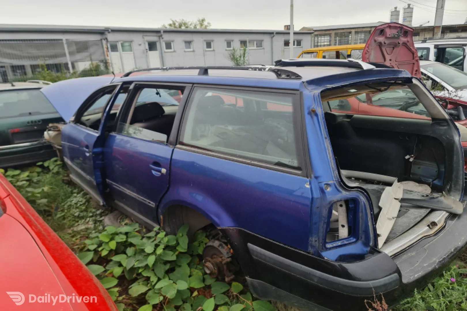 Dezmembram Volkswagen VW Passat B5 [1996 - 2000] wagon 1.9 TDI MT (115 hp)