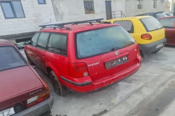 Dezmembram Volkswagen VW Passat B5 [1996 - 2000] wagon 1.9 TDI MT (115 hp)