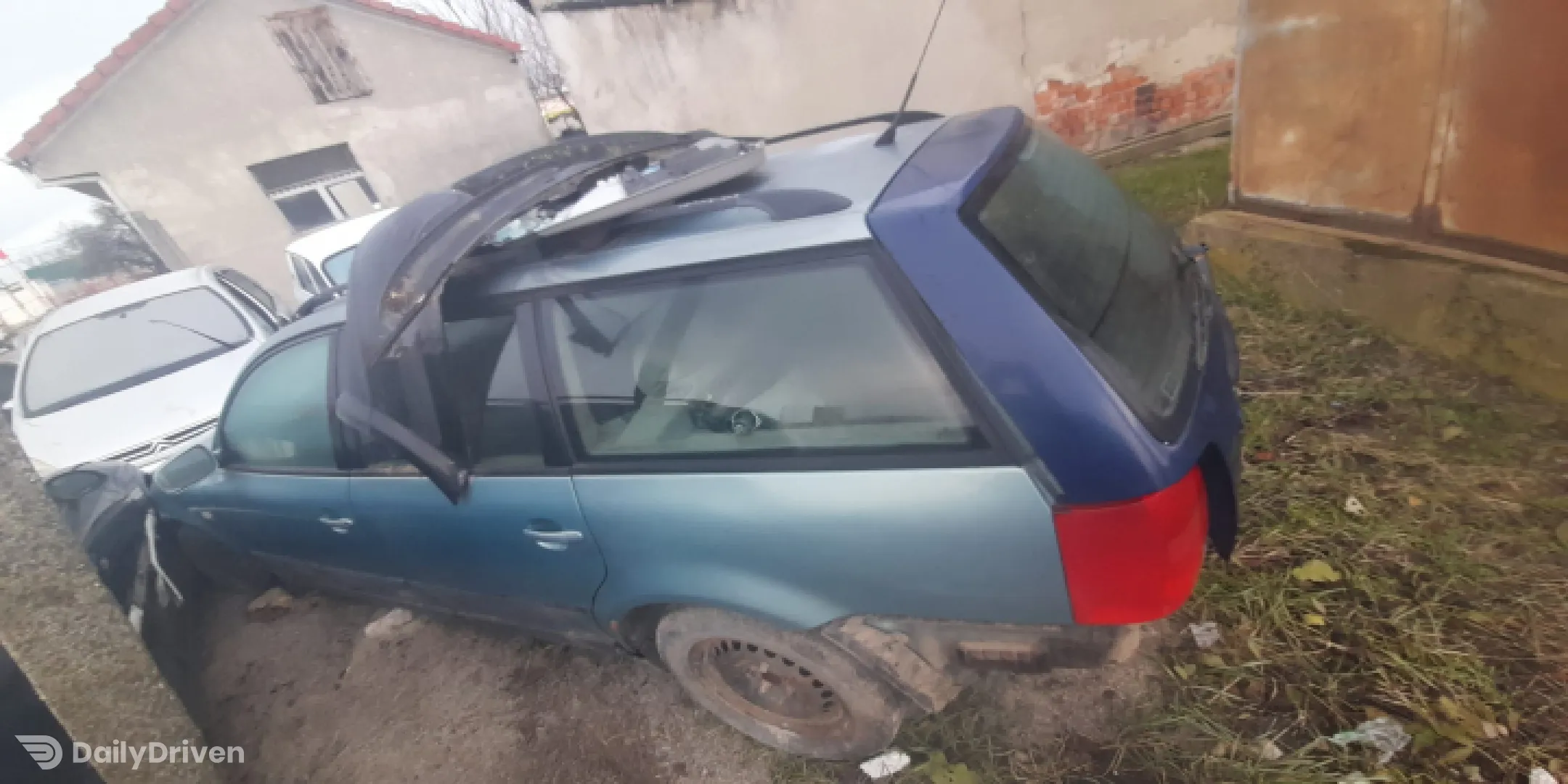 Dezmembram Volkswagen VW Passat B5 [1996 - 2000] wagon 1.9 TDI MT (115 hp)