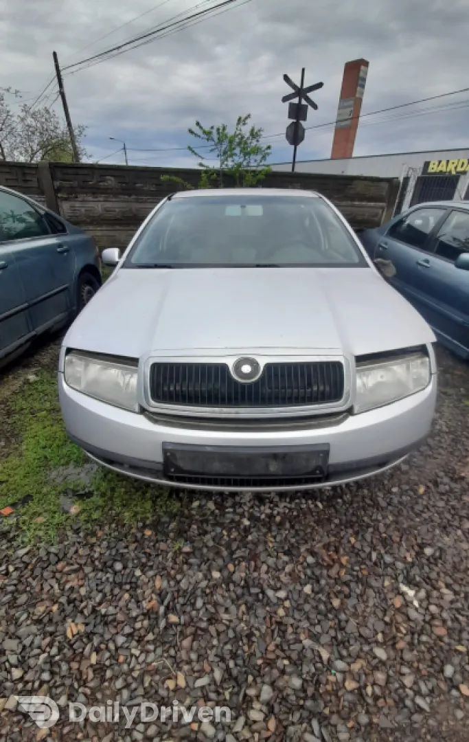 Dezmembram Skoda Fabia 6Y [1999 - 2004] Sedan 1.4 MT (68 hp)